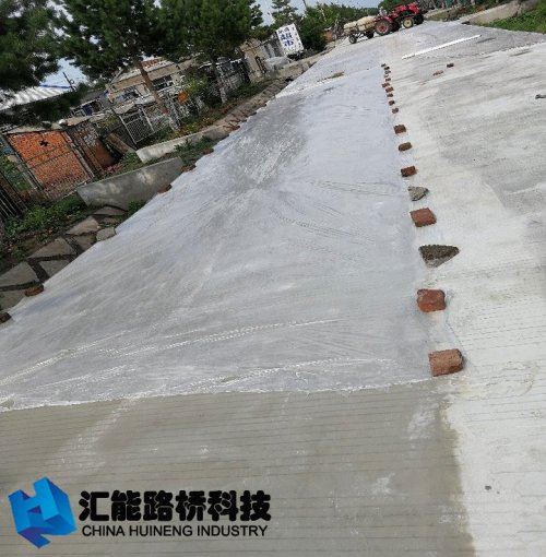 水泥混凝土路面起砂修復(fù)項(xiàng)目的養(yǎng)護(hù)過程